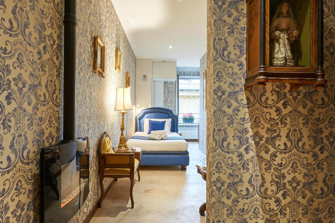 Fabrizio'S Rooms Rome Exterior photo